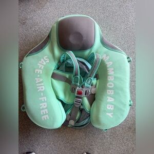 MomBobaby Infant floaty